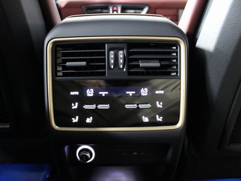 New 2025 Porsche Cayenne GTS image 22