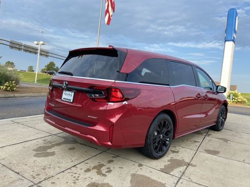 New 2026 Honda Odyssey Sport-L image 10