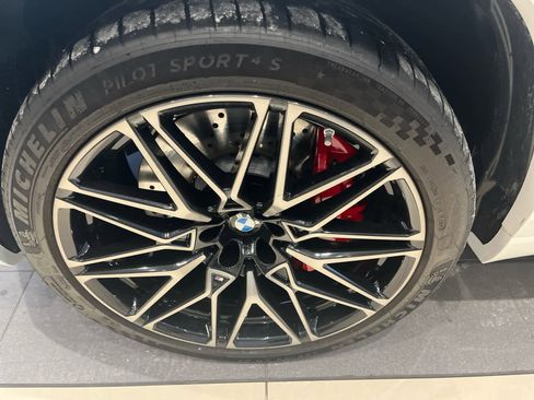 Used 2025 BMW X5 M Competition w/ Executive Package image 30