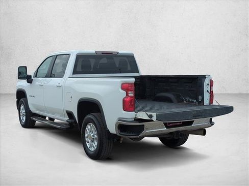 Used 2024 Chevrolet Silverado 2500 LT image 8