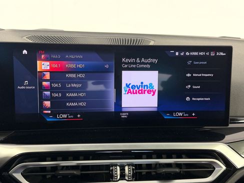 Used 2023 BMW i4 eDrive35 w/ Premium Package image 25