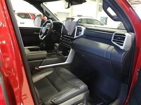 Used 2024 Toyota Sequoia Platinum AWD/4WD image 23