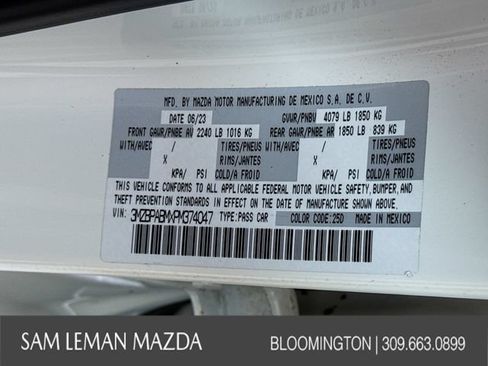 Used 2023 MAZDA MAZDA3 s FWD image 29