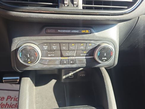 Used 2024 Ford Escape ST-Line w/ Equipment Group 301A FWD image 28