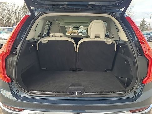 Used 2023 Volvo XC90 B6 Plus AWD/4WD image 21