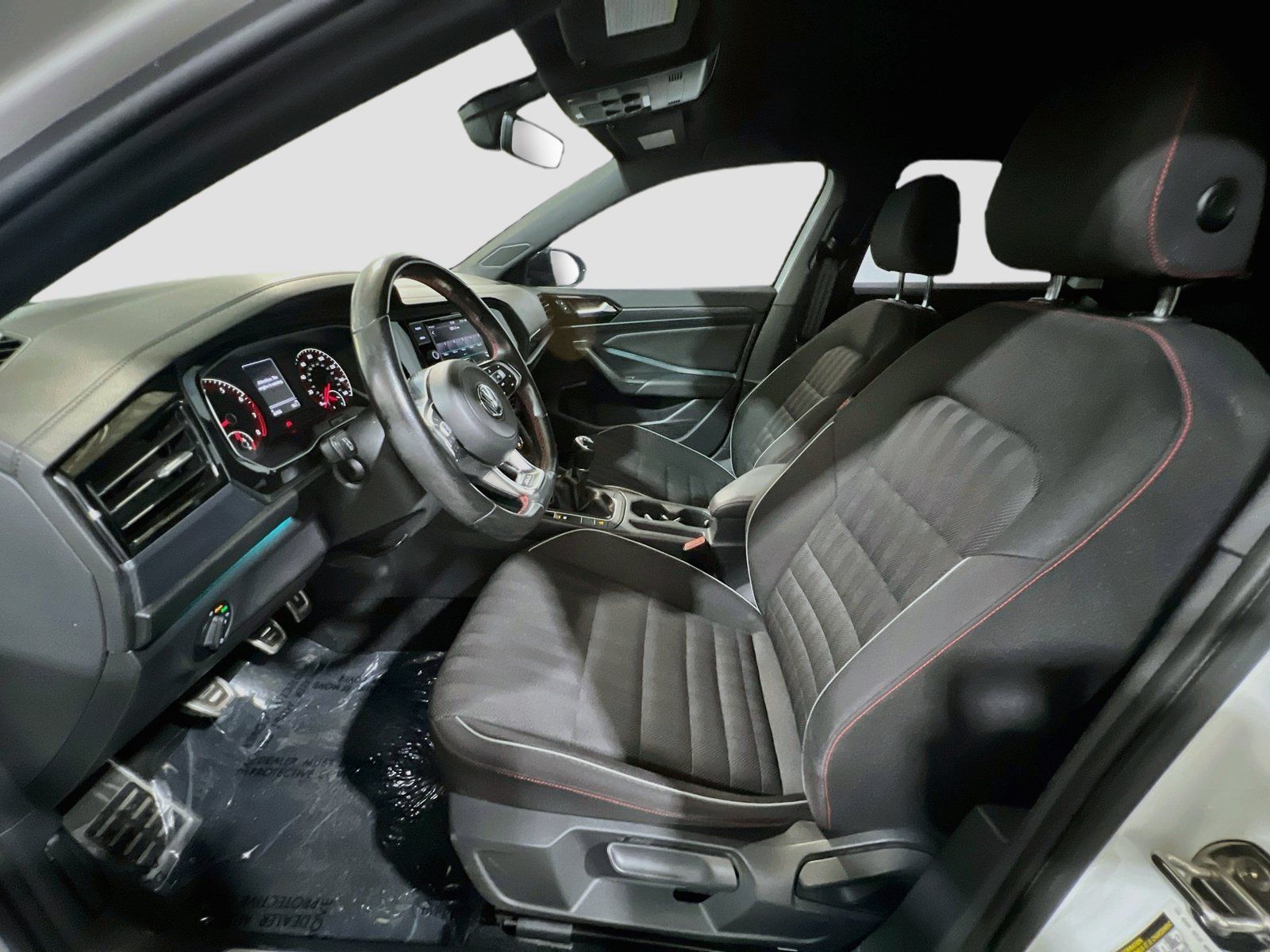 Used 2019 Volkswagen Jetta GLI FWD image 14