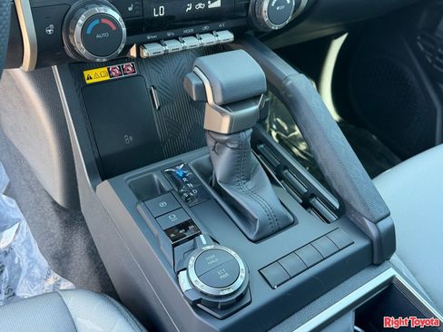 New 2026 Toyota Tacoma SR5 AWD/4WD image 22
