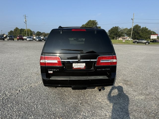 Used 2014 Lincoln Navigator 2WD image 5