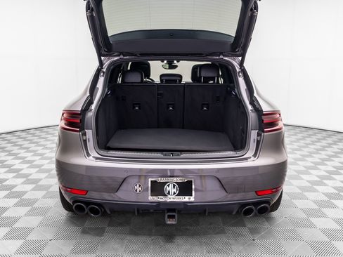 Certified 2018 Porsche Macan GTS AWD/4WD image 27