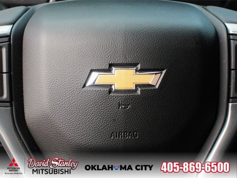 Used 2024 Chevrolet Silverado 2500 LT w/ Convenience Package image 16