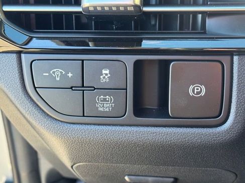 New 2026 Kia Sportage LX image 23