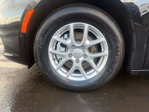 New 2026 Chrysler Pacifica Select FWD image 75