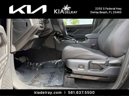 Used 2024 Toyota Tacoma SR AWD/4WD image 17