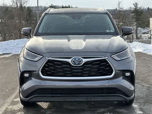 Used 2023 Toyota Highlander XLE image 30