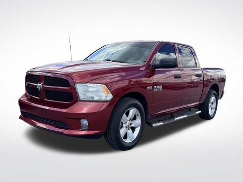 Used 2014 RAM 1500 Express RWD image 2