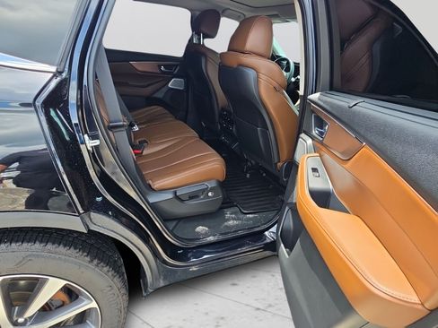 Used 2025 Acura MDX w/ Technology Package FWD image 12