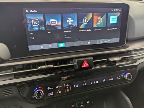 New 2026 Kia Sportage SX FWD image 22