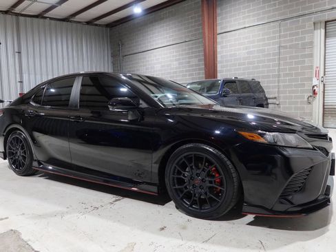 Used 2022 Toyota Camry TRD w/ TRD Package w/JBL Audio FWD image 7