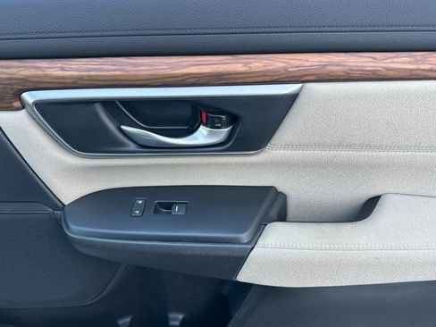 Certified 2021 Honda CR-V EX image 21