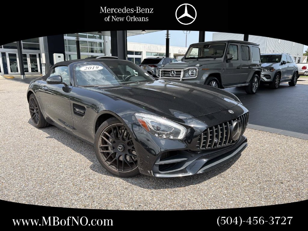 Used 2019 Mercedes-Benz AMG GT Roadster image 1