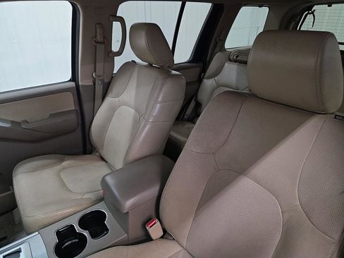 Used 2012 Nissan Pathfinder Silver image 27