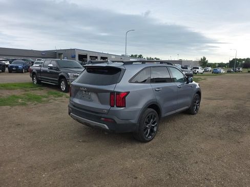 Used 2023 Kia Sorento SX Prestige AWD/4WD image 12