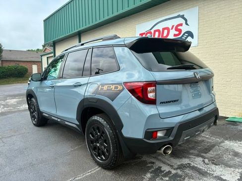 Used 2023 Honda Passport TrailSport image 7