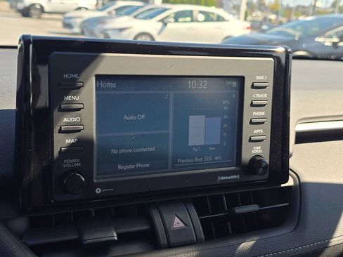 Used 2022 Toyota RAV4 XLE w/ XLE Grade Weather Package AWD/4WD image 26
