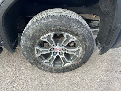 Used 2021 GMC Sierra 1500 SLT w/ SLT Convenience Package image 14