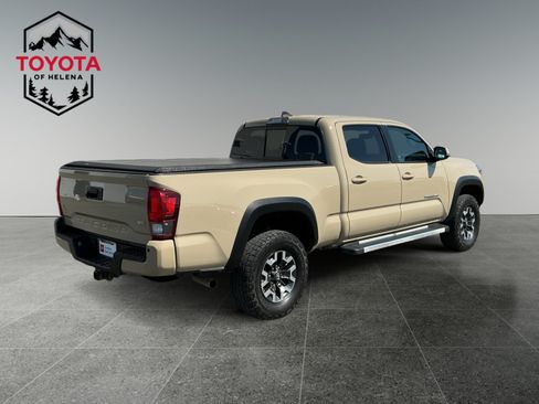 Certified 2019 Toyota Tacoma TRD Off-Road w/ Technology Package AWD/4WD image 5