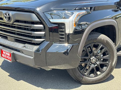 New 2026 Toyota Tundra SR5 image 3