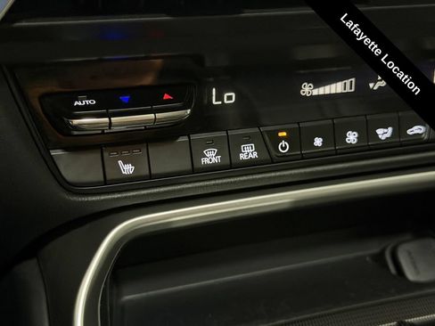 Used 2024 MAZDA CX-90 Plug-In Hybrid w/ Preferred AWD/4WD image 9
