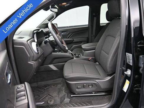 New 2025 Chevrolet Colorado LT image 30