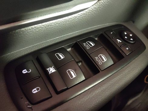 Used 2021 RAM 1500 Lone Star RWD image 27