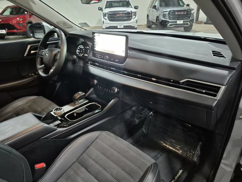 Used 2025 Mitsubishi Outlander SE AWD/4WD image 30