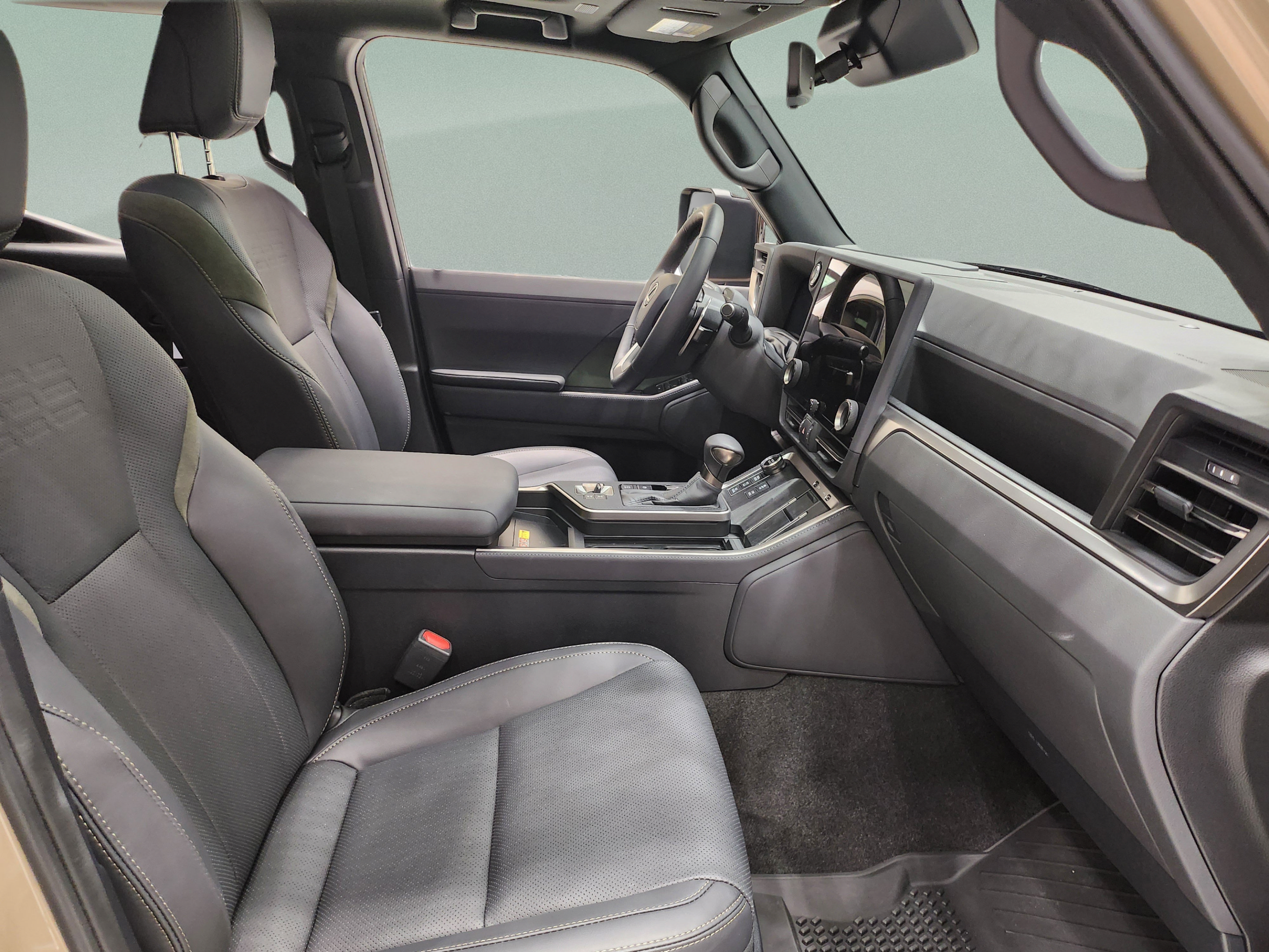 Certified 2026 Lexus GX 550 AWD/4WD image 35
