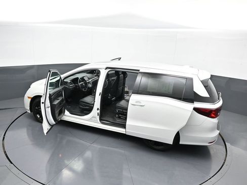 Certified 2023 Honda Odyssey Sport image 46