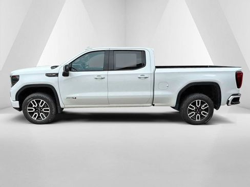 Used 2023 GMC Sierra 1500 AT4 AWD/4WD image 4