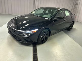 New 2026 Hyundai Elantra Sport FWD video 3