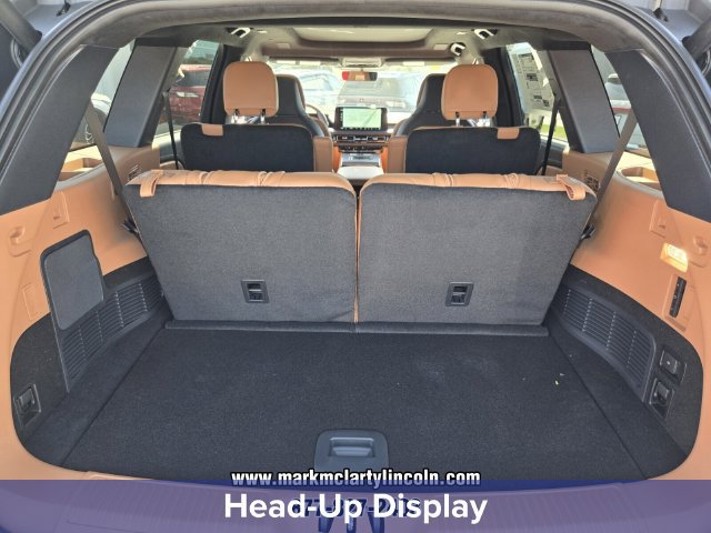 New 2027 Lincoln Aviator Black Label w/ Black Label Special Edition AWD/4WD image 15