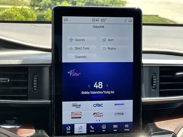 Used 2023 Ford Explorer King Ranch w/ Technology Package AWD/4WD image 11