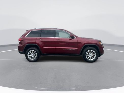 Used 2021 Jeep Grand Cherokee Laredo AWD/4WD image 8
