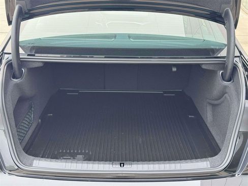 Used 2024 Audi A6 2.0T Premium image 19