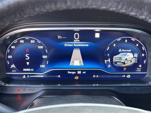 Used 2022 Chevrolet Tahoe Z71 w/ Off-Road Capability Package image 38