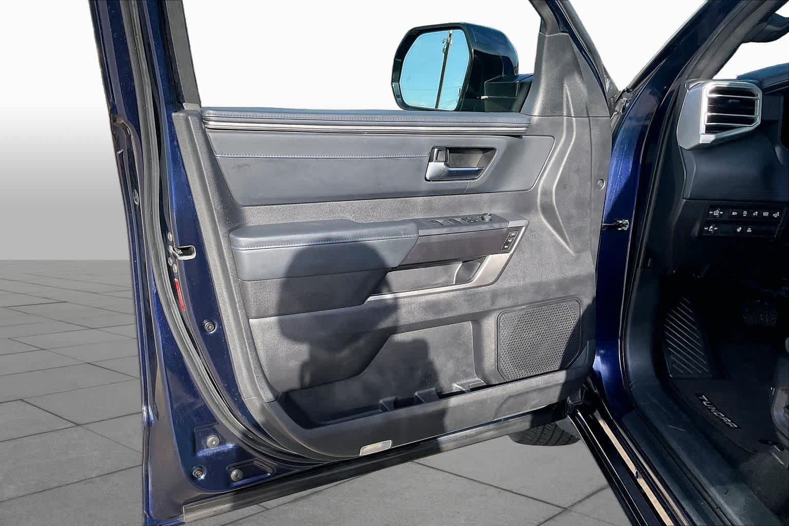 Used 2022 Toyota Tundra Platinum RWD image 43