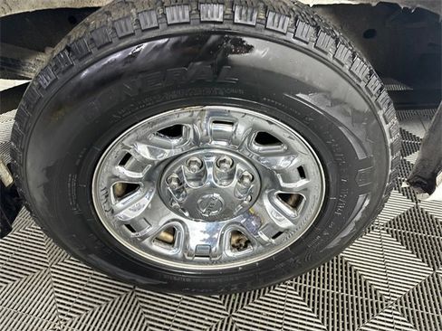 Used 2019 Nissan NV 3500 SL image 9