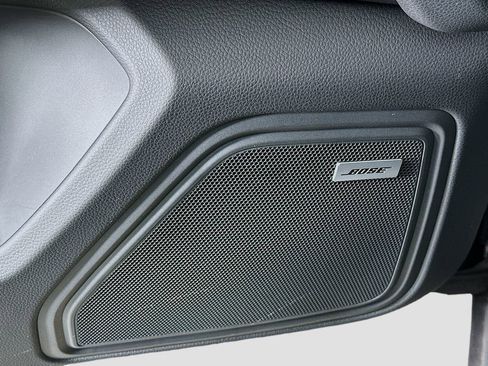 Used 2025 Porsche Macan image 21