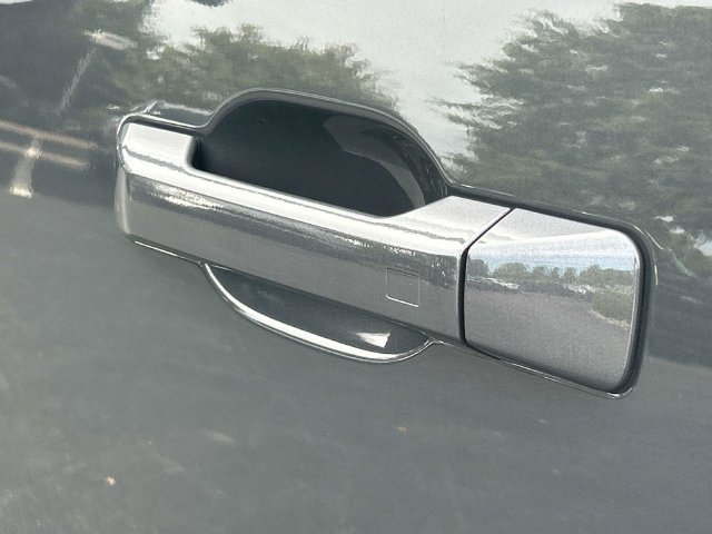 Used 2026 Hyundai Santa Fe SEL FWD image 13