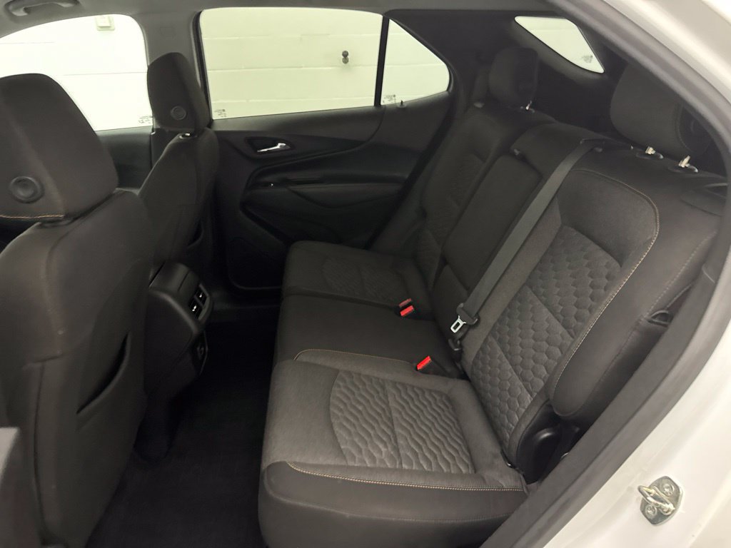 Used 2020 Chevrolet Equinox LT w/ Driver Convenience Package AWD/4WD image 36