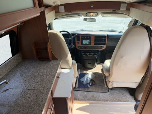 Used 2012 Chevrolet Express 3500 Extended w/ Power Package RWD image 61